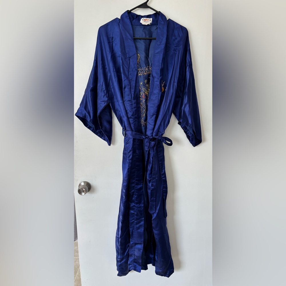 Vintage Golden Dragon 100% Silk Blue Hand Embroidered Dragon Robe XL Unisex